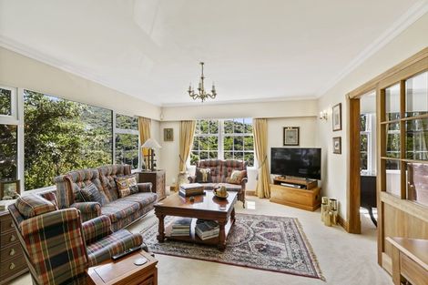 Photo of property in 15 Doris Gordon Crescent, Crofton Downs, Wellington, 6035