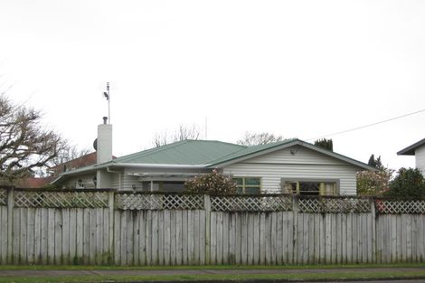 Photo of property in 19 Oriental Street, Welbourn, New Plymouth, 4312