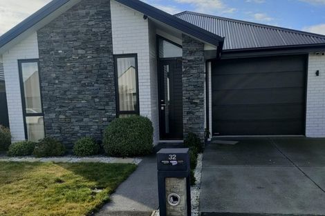 Photo of property in 32 Horoeka Street, Avonhead, Christchurch, 8042