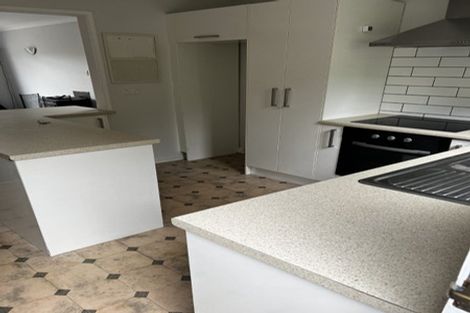 Photo of property in 3/49 Mandalay Terrace, Khandallah, Wellington, 6035