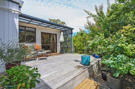 Photo of property in 15 Golding Road, Taradale, Napier, 4112