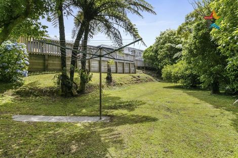 Photo of property in 51 Poto Road, Normandale, Lower Hutt, 5010
