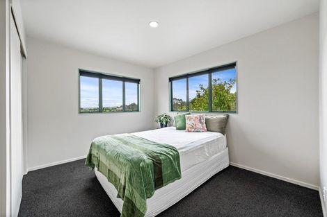 Photo of property in 40 Lonely Track Road, Redvale, Auckland, 0632