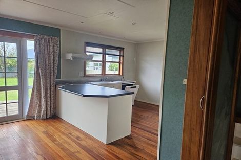 Photo of property in 23 Newhaven Place, Roslyn, Palmerston North, 4414