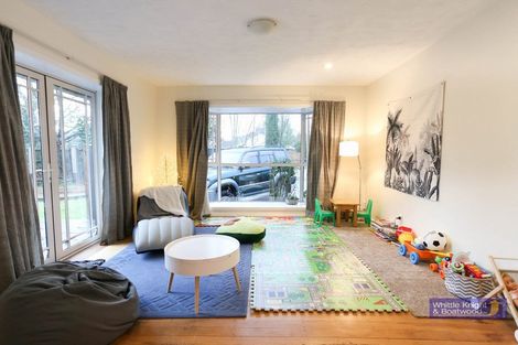 Photo of property in 55 Memorial Avenue, Ilam, Christchurch, 8053