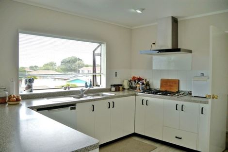 Photo of property in 30 Manaia View Road, One Tree Point, 0118