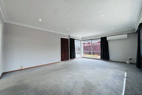 Photo of property in 2/290 Avonhead Road, Avonhead, Christchurch, 8042