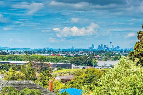 Photo of property in 15 Clearview Heights, Ranui, Auckland, 0612