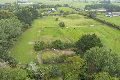 Photo of property in 49 Evans Road, South Head, Helensville, 0874