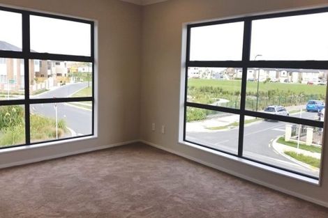 Photo of property in 38 Drumbuoy Drive, Flat Bush, Auckland, 2019