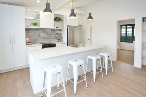 Photo of property in 33a Doment Crescent, Orewa, 0931