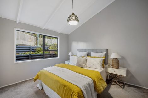 Photo of property in 92 Braemar Road, Castor Bay, Auckland, 0620