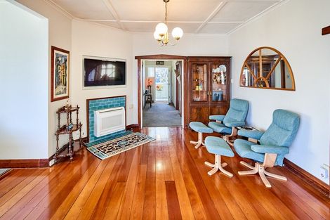 Photo of property in 30 Cudby Street, Woburn, Lower Hutt, 5011