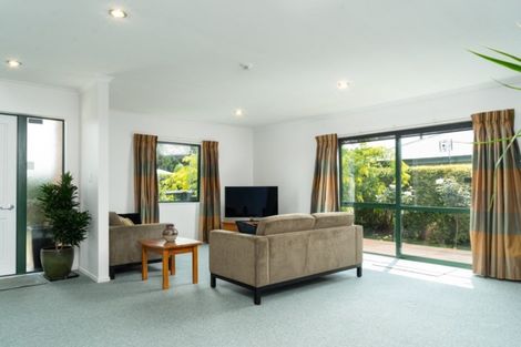 Photo of property in 50 Frederick Street, Carterton, 5713