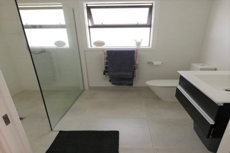 Photo of property in 90 Pakanga Grove, Pyes Pa, Tauranga, 3112