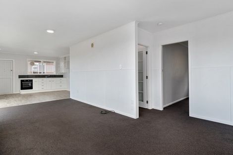 Photo of property in 56 Omokoroa Road, Omokoroa, 3114