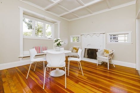 Photo of property in 10a Sturdee Road, Manurewa, Auckland, 2102