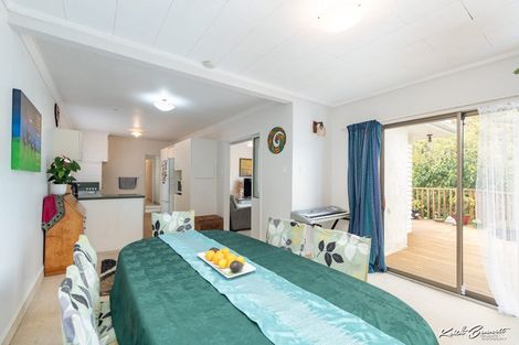 Photo of property in 20 Mahoe Street, Tawa, Wellington, 5028