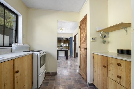 Photo of property in 2 Moonstone Grove, Birchville, Upper Hutt, 5018