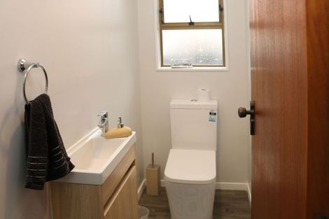 Photo of property in 19a Totara Crescent, Woburn, Lower Hutt, 5010