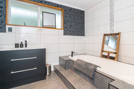 Photo of property in 51 Viscount Road, Waldronville, Dunedin, 9018