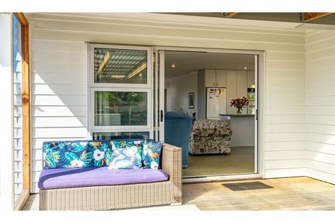 Photo of property in 11 Seabreeze Road, Mangawhai Heads, Mangawhai, 0505