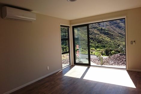 Photo of property in 103 Downing Street, Crofton Downs, Wellington, 6035