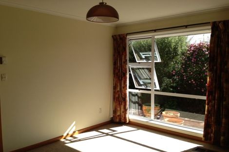 Photo of property in 12 Westmont Street, Ilam, Christchurch, 8041