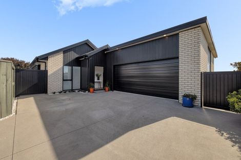 Photo of property in 11 Sarcodia Place, Papamoa Beach, Papamoa, 3118