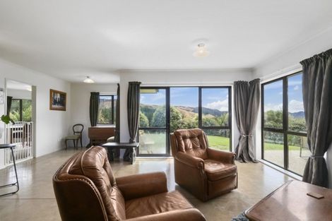Photo of property in 91b Kakariki Way, Whitemans Valley, Upper Hutt, 5371