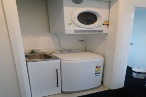 Photo of property in 1 Saint Abbs Place, North Dunedin, Dunedin, 9016