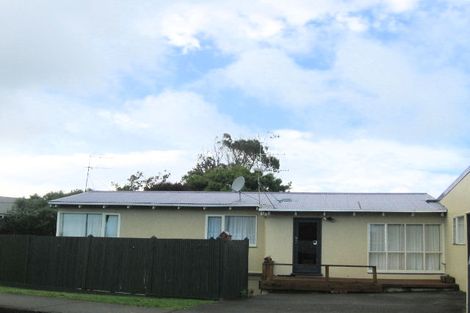 Photo of property in 49 Eatwell Avenue, Paraparaumu Beach, Paraparaumu, 5032