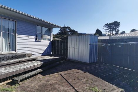 Photo of property in 7 Coletta Lane, Te Atatu South, Auckland, 0610