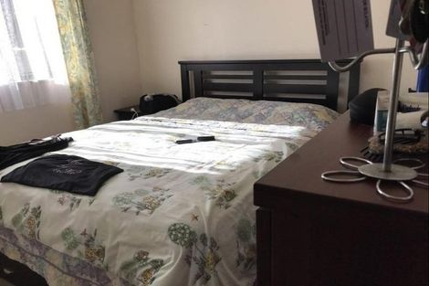 Photo of property in 2/47 Settlement Road, Papakura, 2110