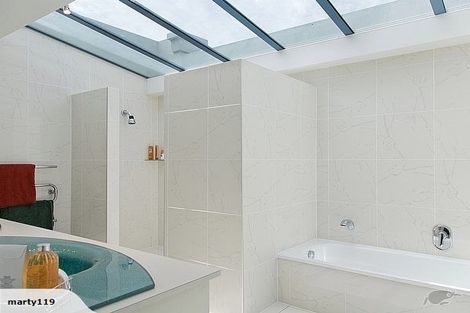 Photo of property in 2 Maniapoto Grove, Waipahihi, Taupo, 3330