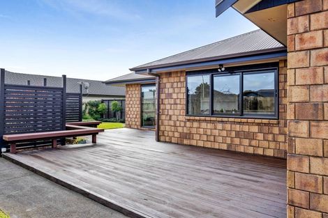 Photo of property in 5 Marlin Terrace, Bell Block, New Plymouth, 4312
