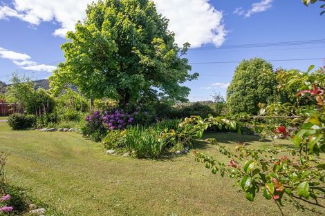 Photo of property in 22 Denston Street, Blackball, 7804