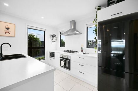 Photo of property in 8 Pragma Rise, Rototuna North, Hamilton, 3210