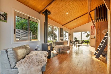 Photo of property in 122 Mangakahia Drive, Whangapoua, Coromandel, 3582