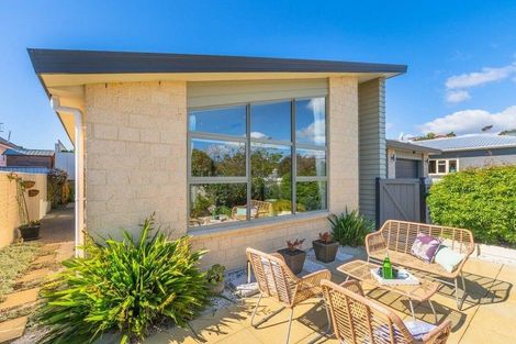 Photo of property in 4b Huia Road, Raumati Beach, Paraparaumu, 5032