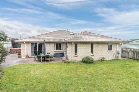 Photo of property in 15 Millennium Hill, Paraparaumu, 5032