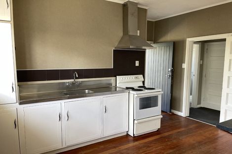 Photo of property in 43 Millar Street, Terrace End, Palmerston North, 4410