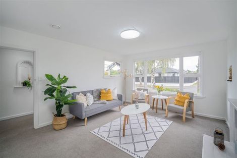 Photo of property in 53 Greendale Avenue, Avonhead, Christchurch, 8042
