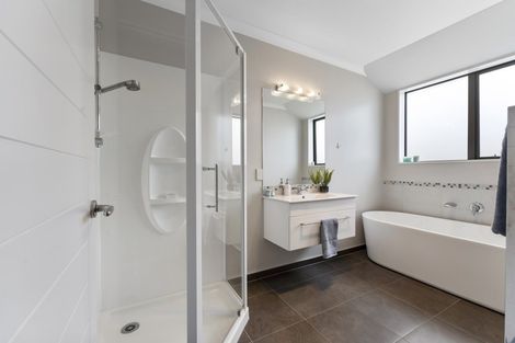 Photo of property in 11 Beachvale Drive, Kaiapoi, 7630