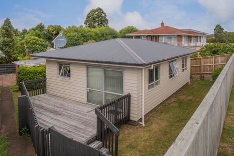 Photo of property in 281 Te Atatu Road, Te Atatu South, Auckland, 0610