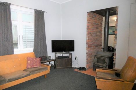 Photo of property in 15 Thompson Street, Greymouth, 7805