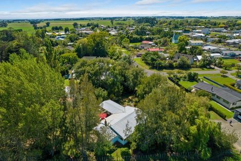 Photo of property in 1 Trent Street, Rongotea, 4476