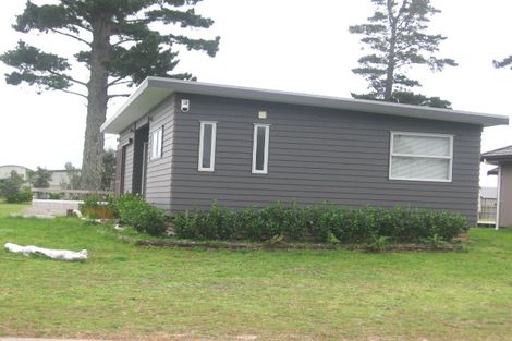 Photo of property in 162 Kowhai Avenue, Matarangi, Whitianga, 3592