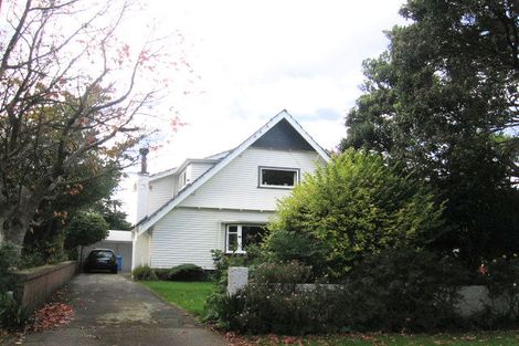 Photo of property in 3 Glen Iris Grove, Woburn, Lower Hutt, 5010