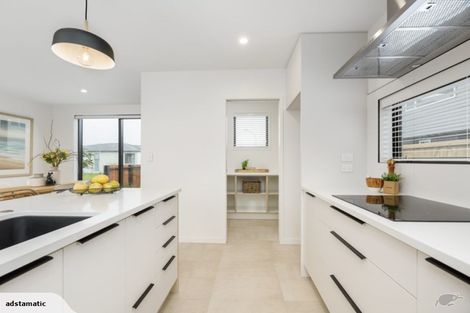 Photo of property in 92 Franks Way, Papamoa Beach, Papamoa, 3118